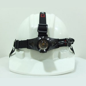 5瓦 一般/充電兩用型 4段式 LED 頭燈 伸縮調焦 NEW-588黃光