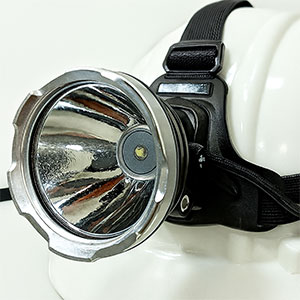 10瓦 充電4段式 T6 LED 頭燈 專利電量顯示 廣角遠射 NEW-T885