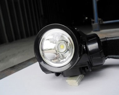 1.5瓦 高亮度4段式LED 頭燈 NEW-368